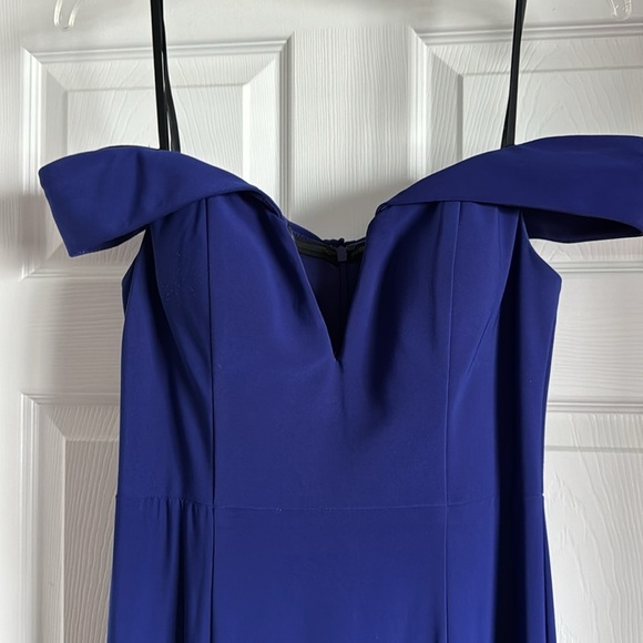 Off the shoulder gown - Picture 2 of 5